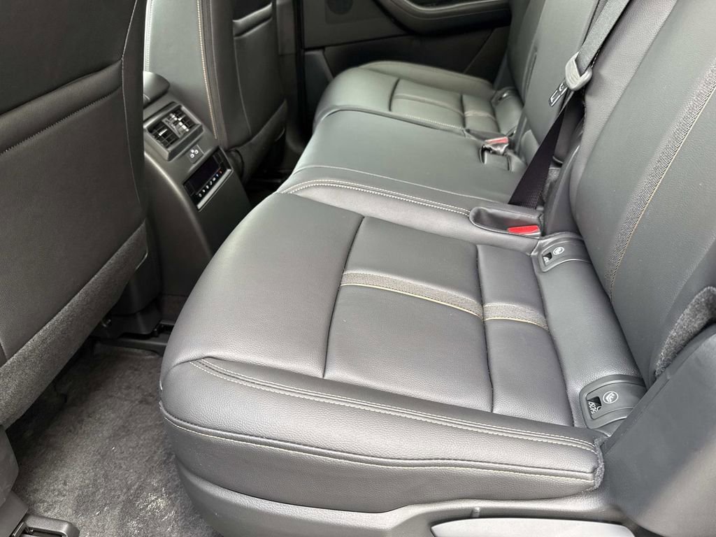 New 2026 MAZDA CX-90 3.3 Turbo w/ Select Package image 17