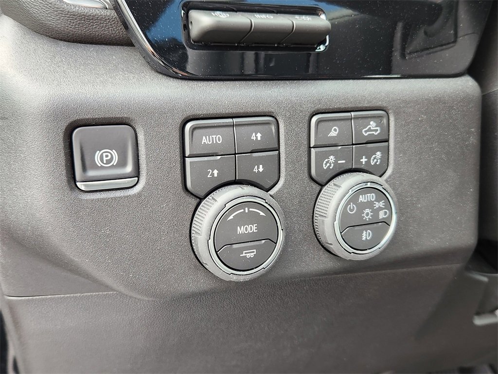 New 2026 Chevrolet Silverado 3500 LTZ w/ LTZ Convenience Package image 19