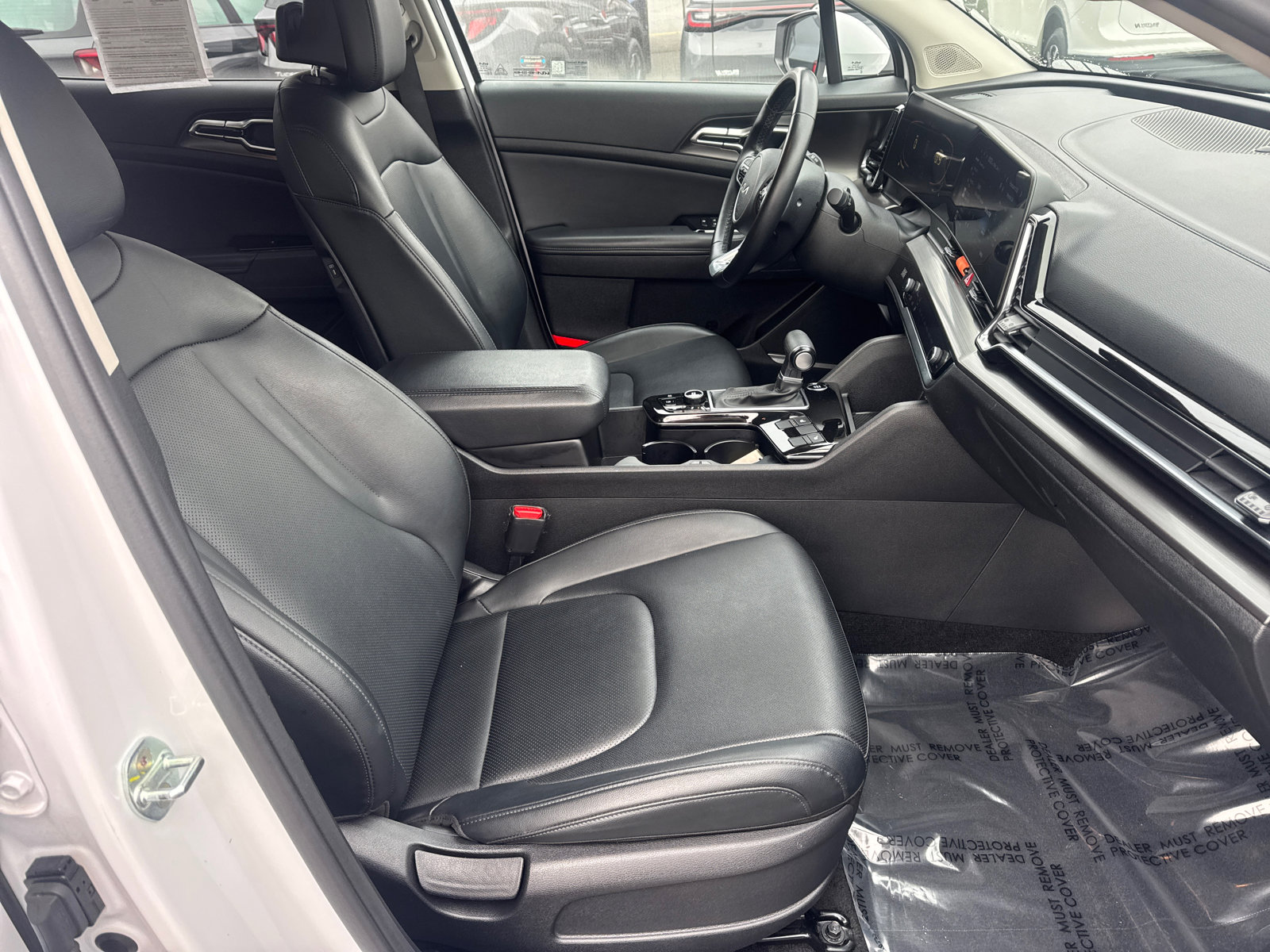 Used 2023 Kia Sportage EX image 13