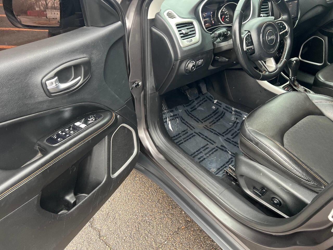 Used 2019 Jeep Compass Latitude w/ Popular Equipment Group image 16