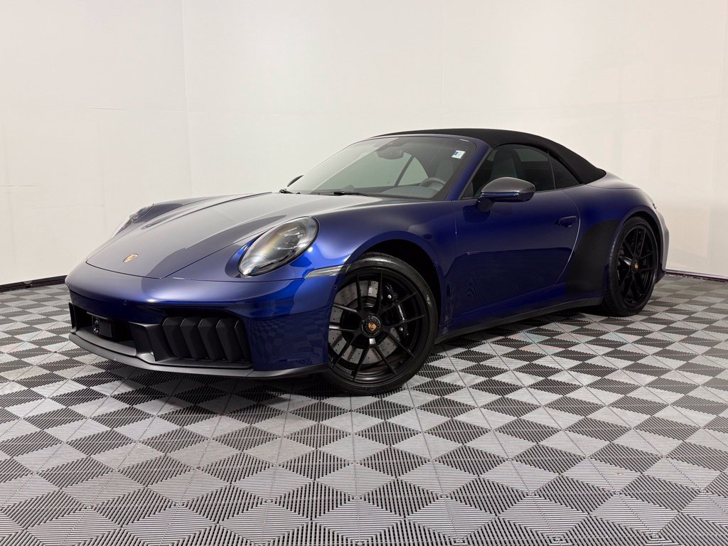 Certified 2025 Porsche 911 Carrera GTS RWD image 1