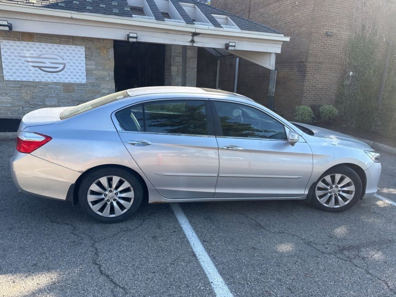 Used 2013 Honda Accord EX image 7