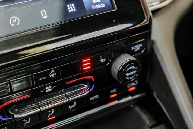 Used 2021 Jeep Grand Cherokee L Altitude image 36