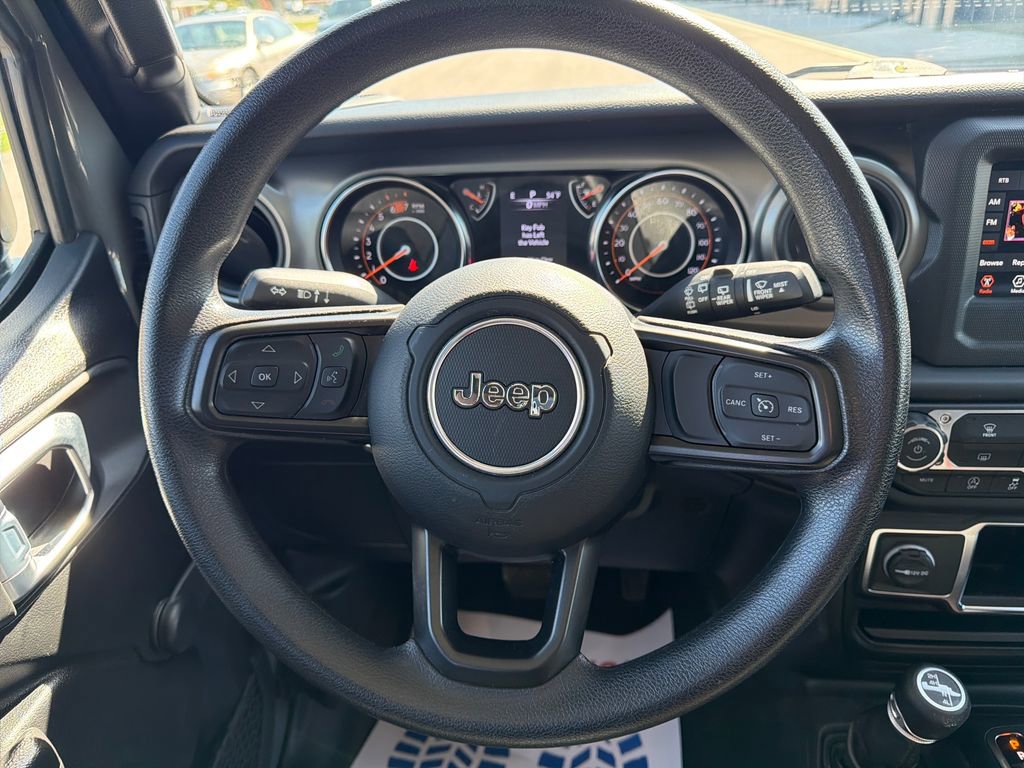 Used 2022 Jeep Wrangler Unlimited Sport AWD/4WD image 14