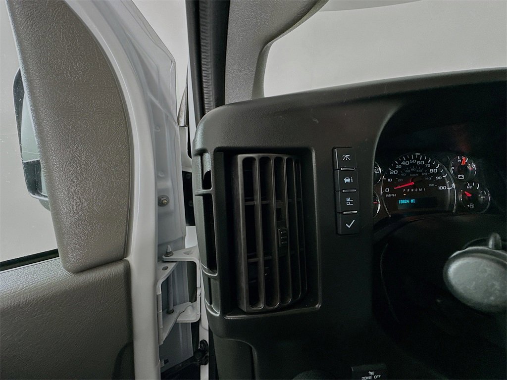 Used 2023 GMC Savana 2500 w/ Driver Convenience Package image 30