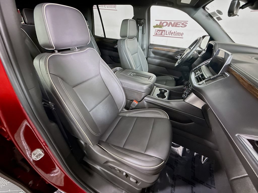 Used 2023 Chevrolet Tahoe Premier w/ Premium Package 2 AWD/4WD image 35