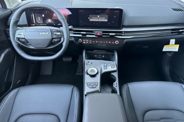 New 2027 Kia Sportage SX Prestige AWD/4WD image 16