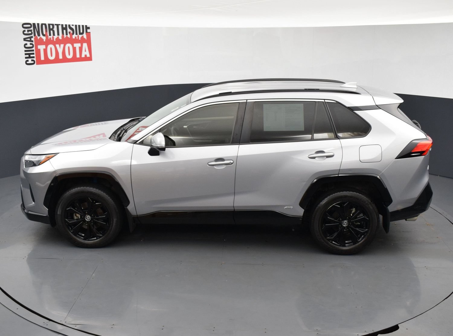 Used 2022 Toyota RAV4 SE AWD/4WD image 17