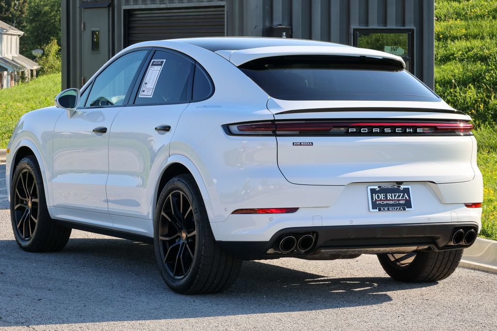 Certified 2026 Porsche Cayenne S AWD/4WD image 3