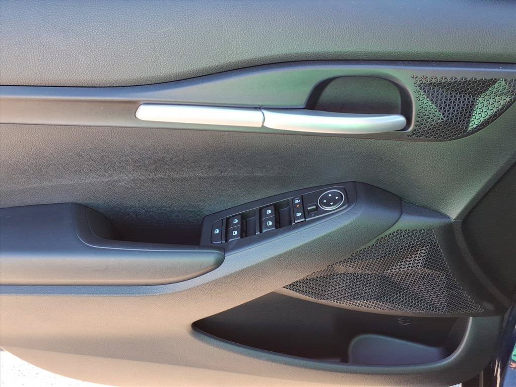 Used 2026 Kia Seltos LX FWD image 19