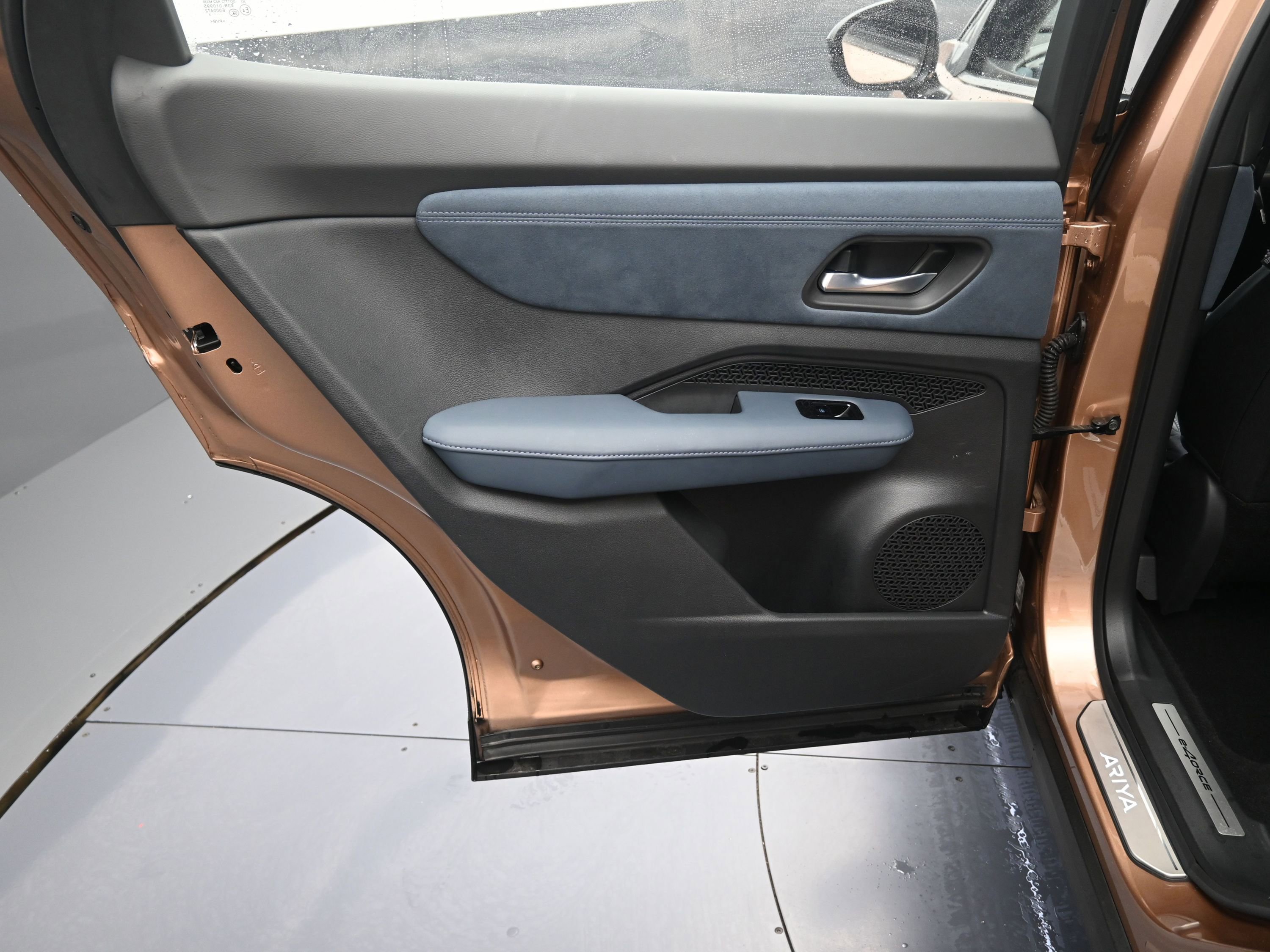 Used 2023 Nissan Ariya image 12