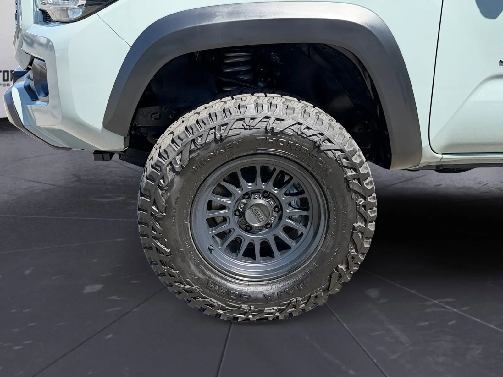 Used 2023 Toyota Tacoma TRD Off-Road AWD/4WD image 29