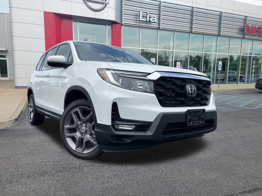Used 2023 Honda Passport EX-L image 3