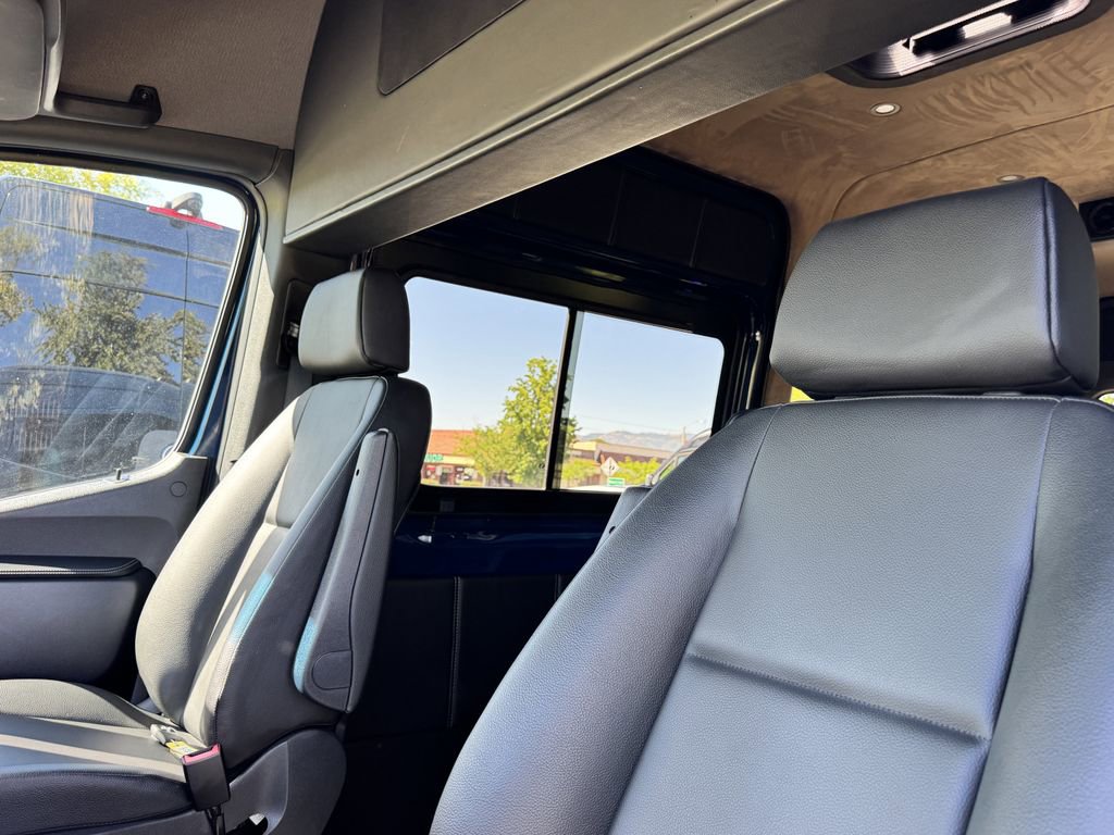 Used 2023 Mercedes-Benz Sprinter 144 Cargo image 23