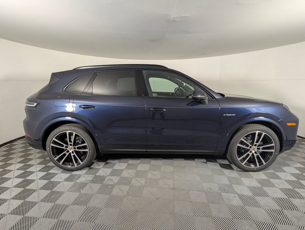 New 2026 Porsche Cayenne E-Hybrid image 8