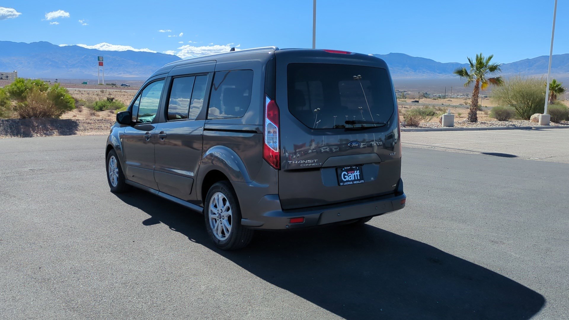 Used 2020 Ford Transit Connect XLT FWD image 8
