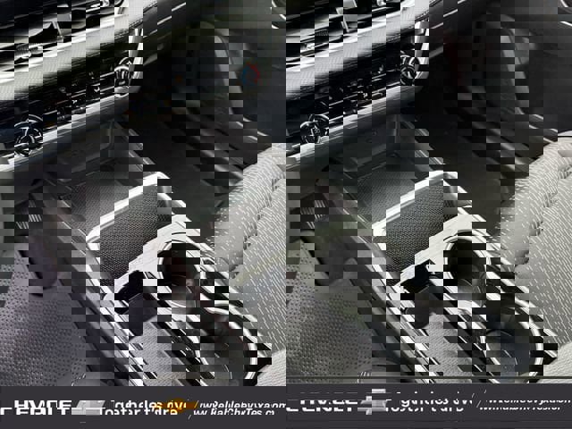 Used 2025 Chevrolet Equinox LT AWD/4WD image 18