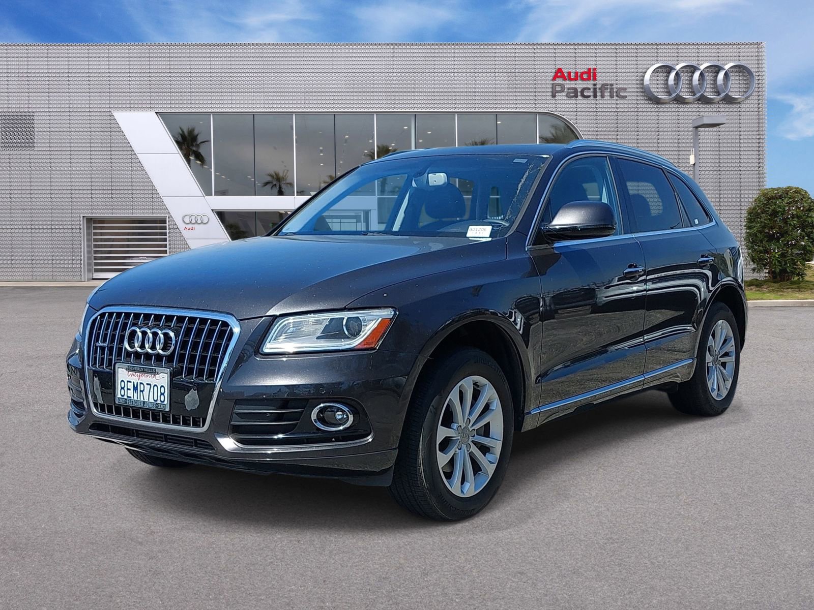 Used 2015 Audi Q5 2.0T Premium Plus w/ Technology Package AWD/4WD image 1