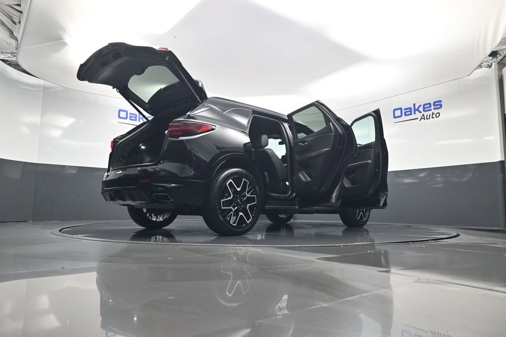 Used 2023 Chevrolet Blazer RS w/ Enhanced Convenience Package image 60