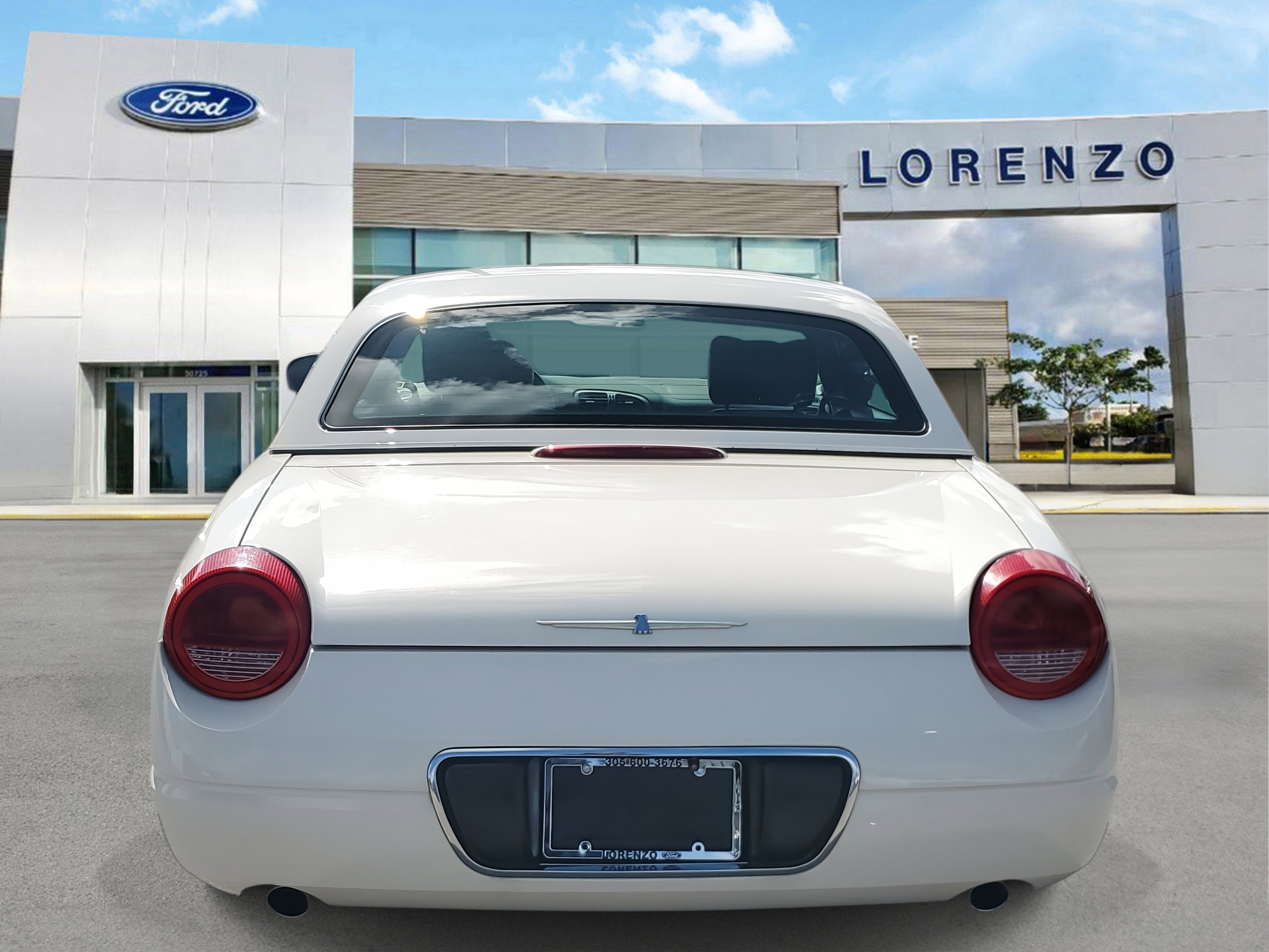 Used 2002 Ford Thunderbird image 6
