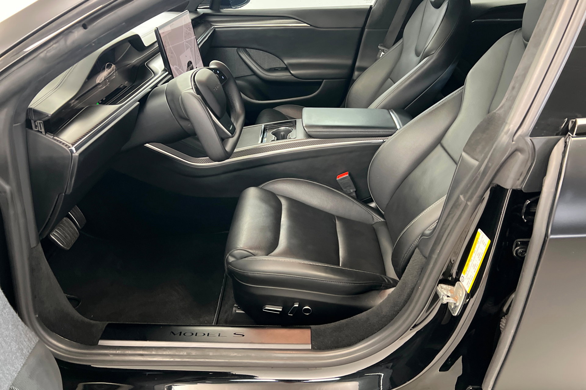 Used 2022 Tesla Model S Plaid AWD/4WD image 17