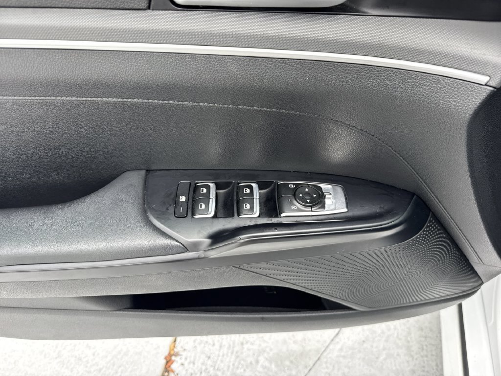 Used 2021 Kia K5 GT-Line FWD image 40