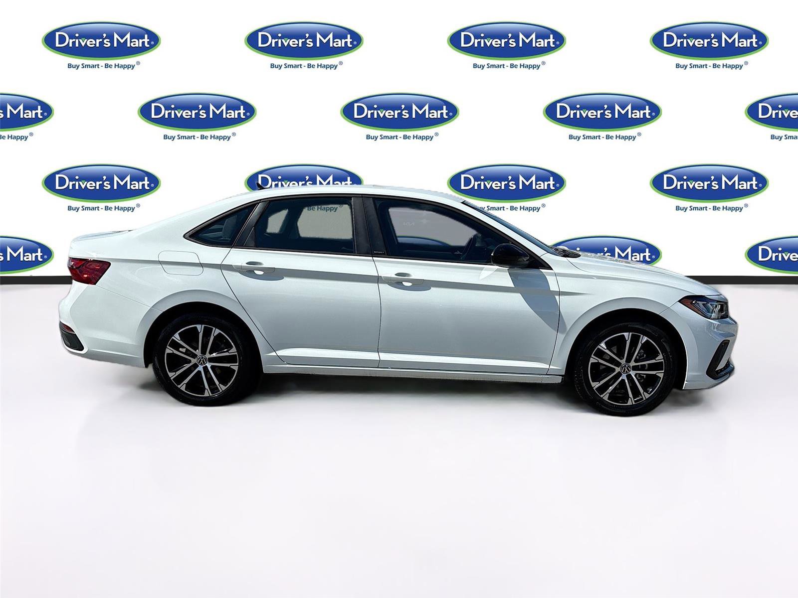 Used 2025 Volkswagen Jetta Sport FWD image 8