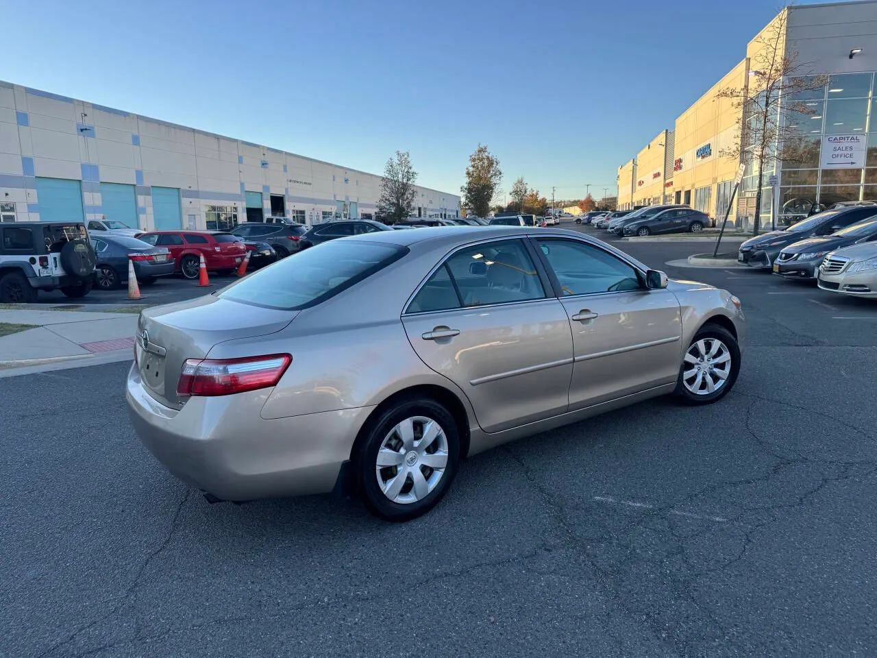Used 2007 Toyota Camry LE FWD image 17