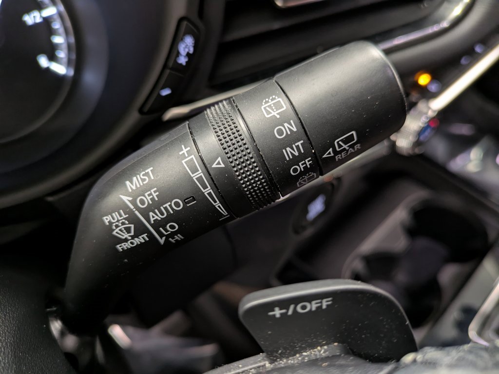 Used 2020 MAZDA CX-30 AWD w/ Premium Package image 18