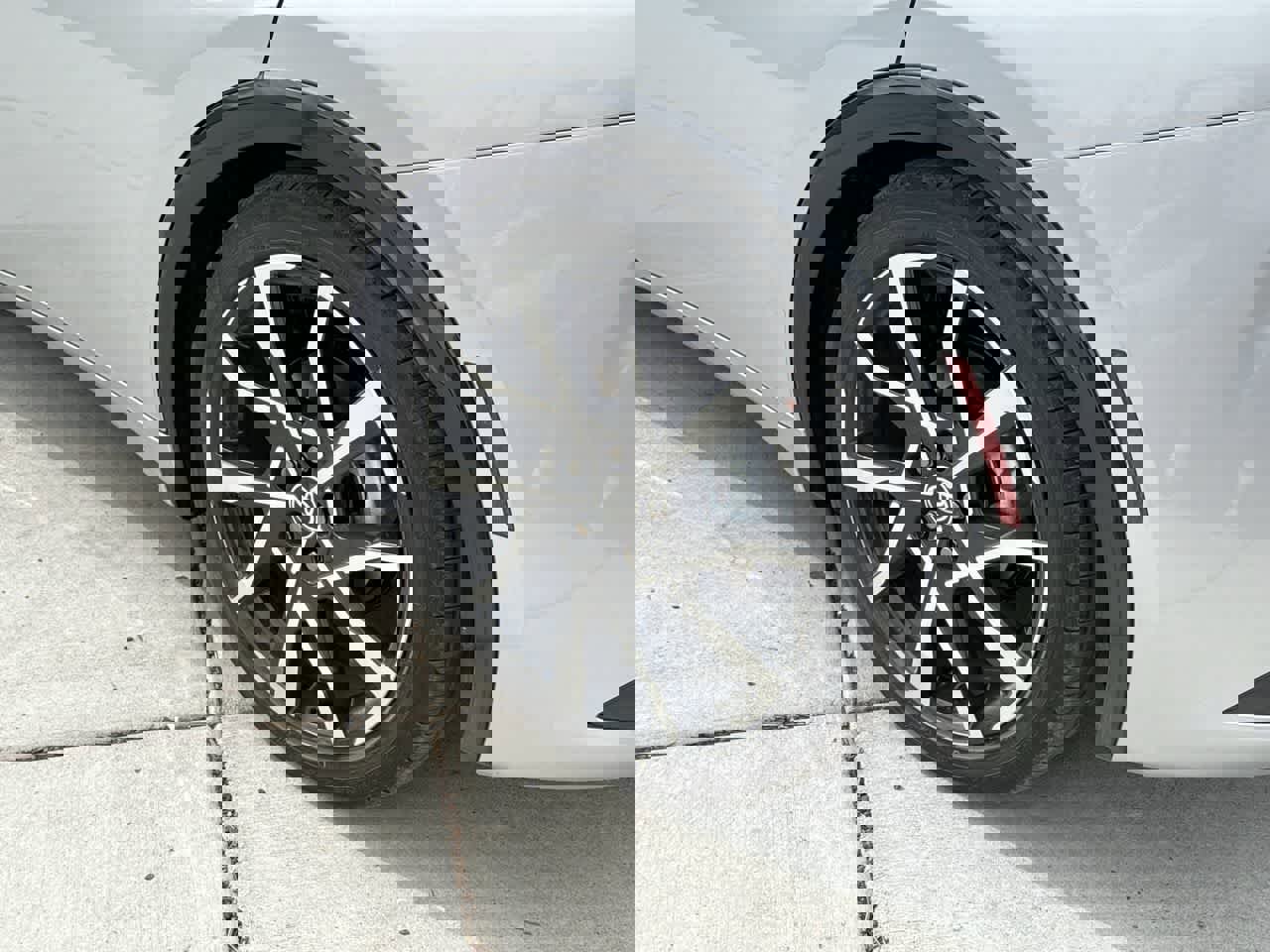 New 2026 Toyota Prius Plug-In Hybrid image 8