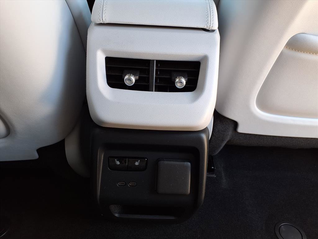 Certified 2025 Cadillac Optiq Sport 2 AWD/4WD image 13