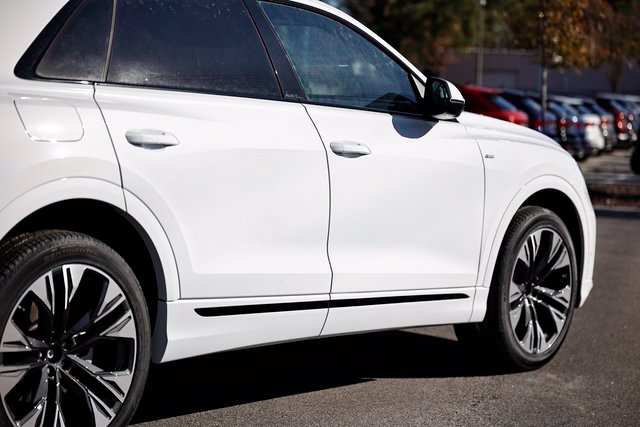 New 2026 Audi Q8 Premium Plus AWD/4WD image 6