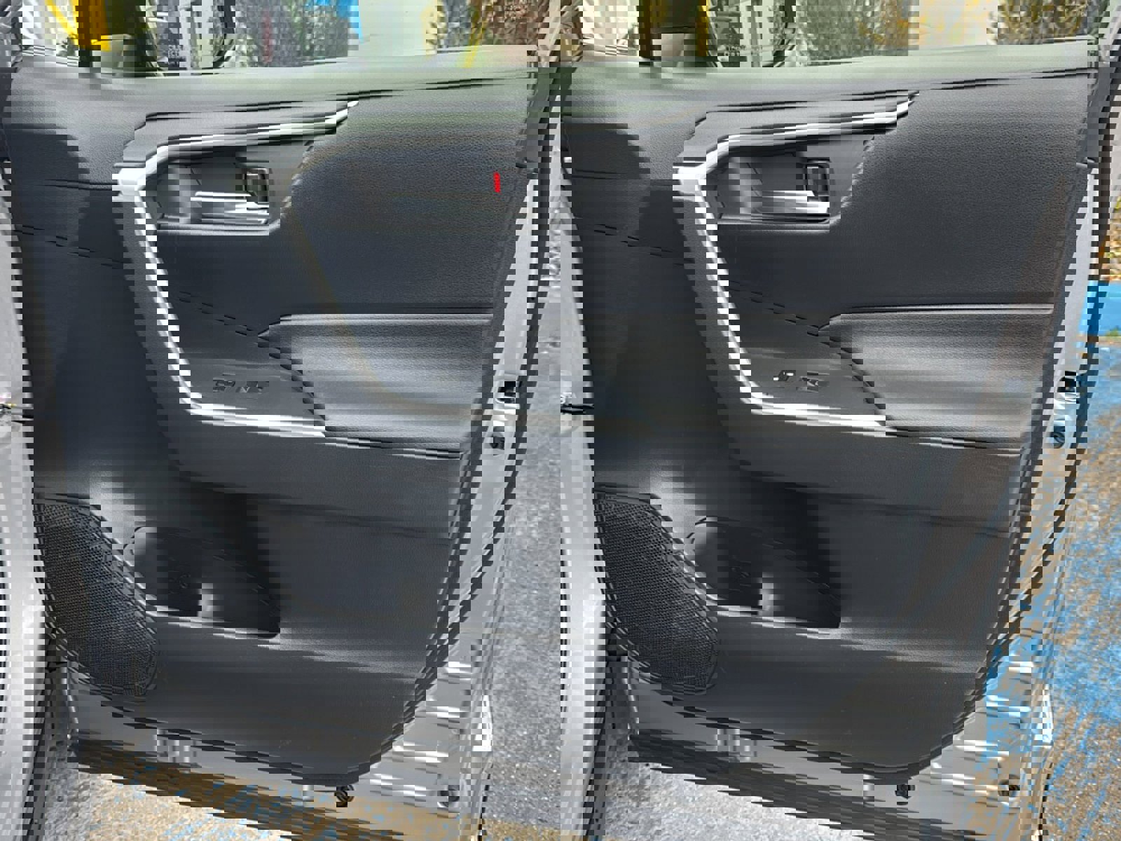 Used 2019 Toyota RAV4 XLE Premium w/ All Weather Liner Package image 17