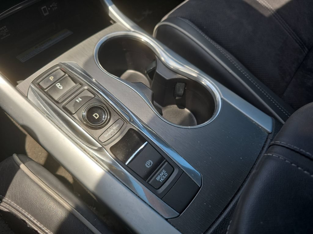 Used 2018 Acura TLX w/ Technology & A-SPEC Package FWD image 19