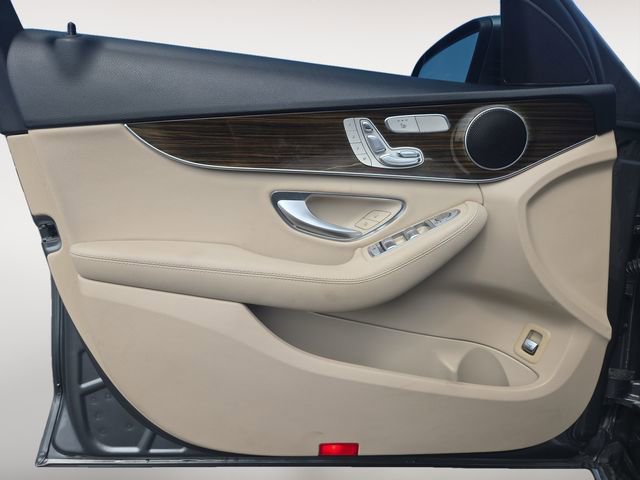 Used 2018 Mercedes-Benz C 300 4MATIC Sedan w/ Premium Package image 16