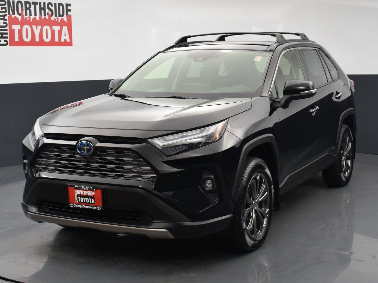 Used 2022 Toyota RAV4 Limited AWD/4WD image 8