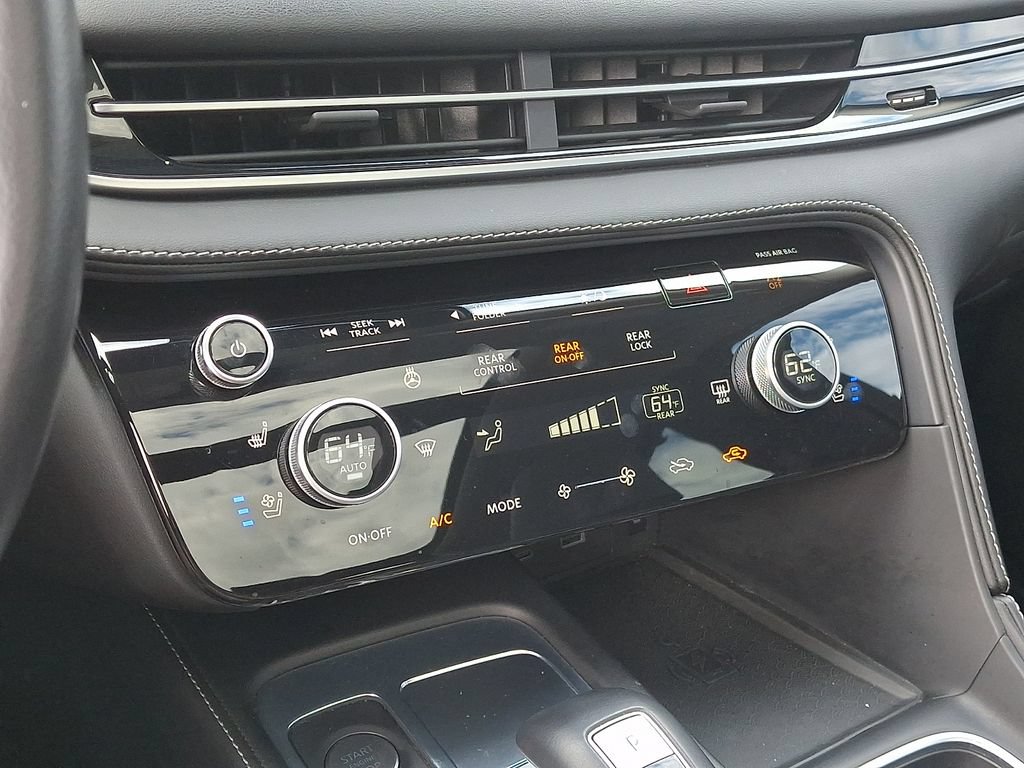 Used 2023 INFINITI QX60 Luxe w/ Vision Package AWD/4WD image 16