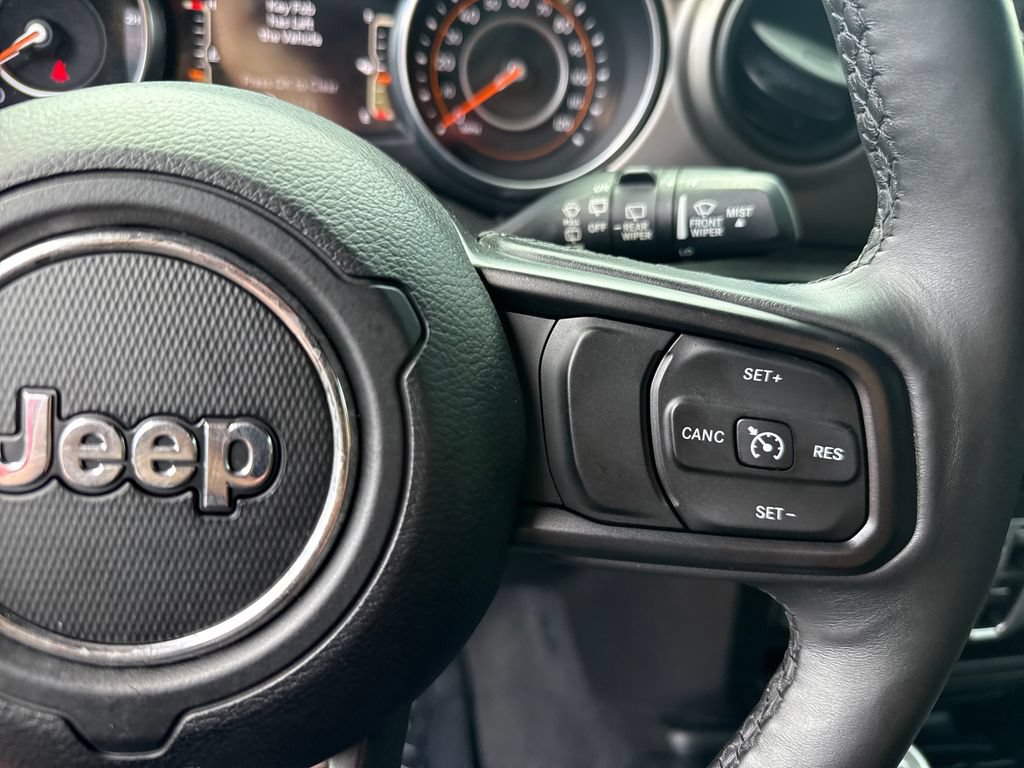 Used 2018 Jeep Wrangler Unlimited Sport S AWD/4WD image 25