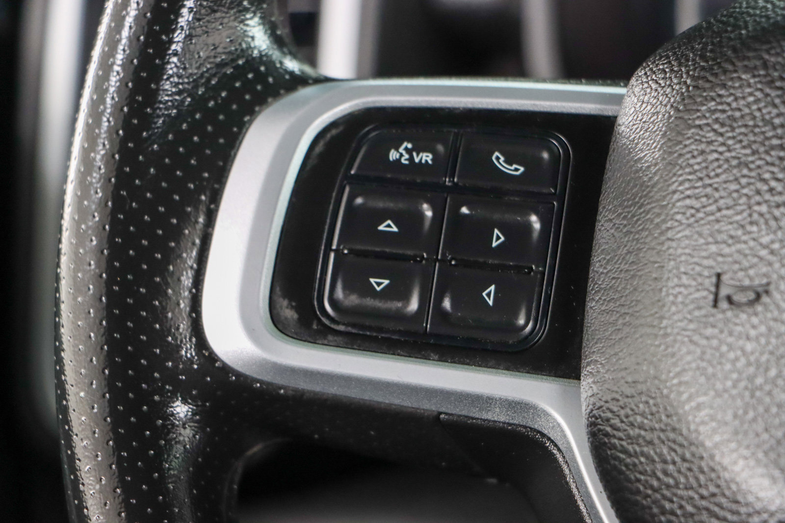 Used 2022 RAM 2500 Big Horn w/ Cold Weather Group image 13