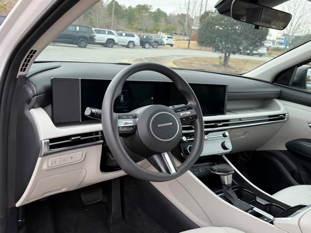 Used 2025 Hyundai Tucson SEL image 17