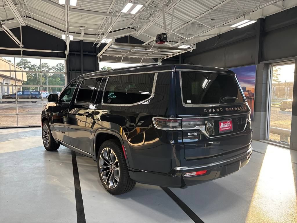 New 2024 Jeep Grand Wagoneer L Series III w/ Rear Seat Video Group 1 AWD/4WD image 4