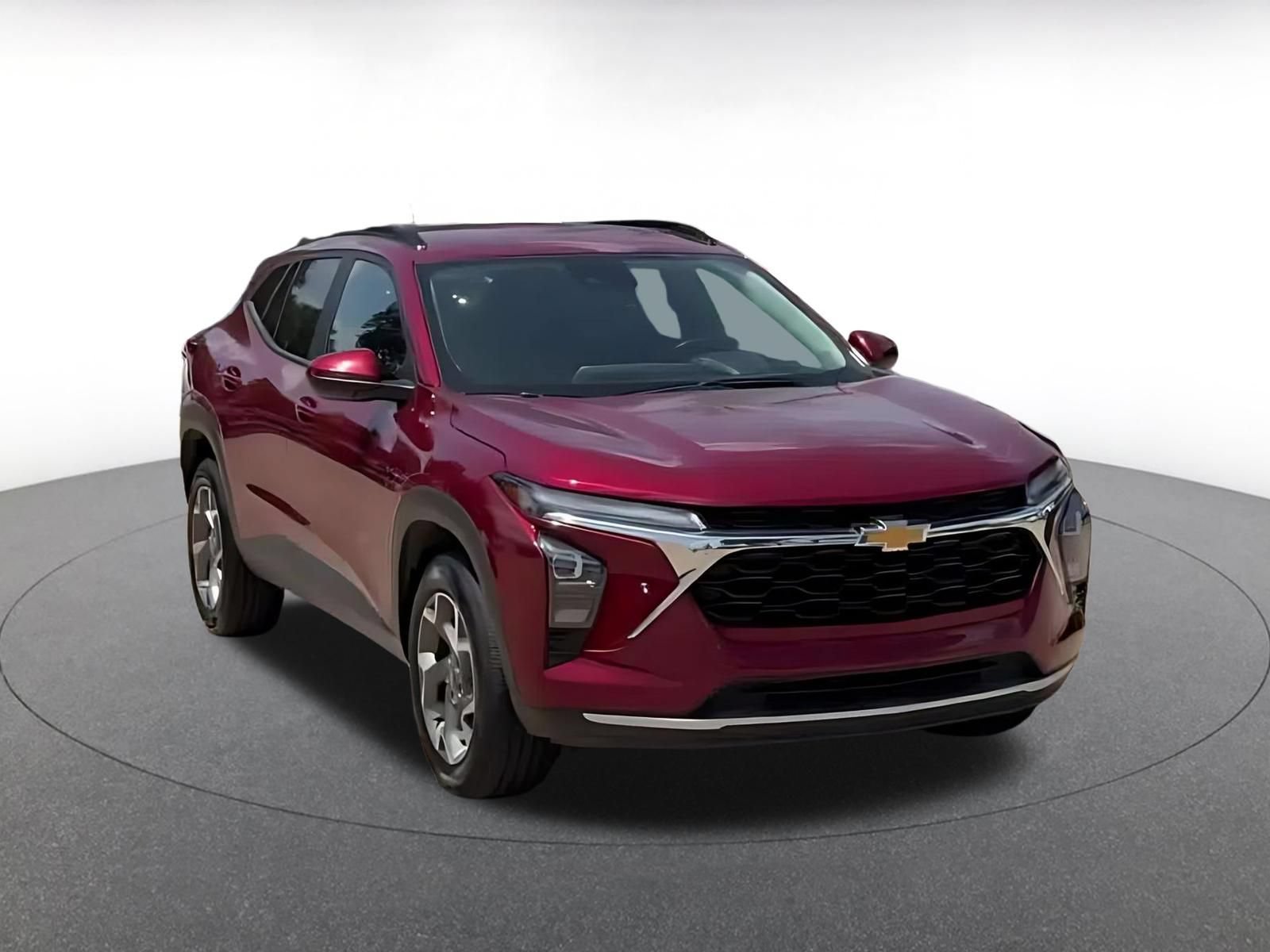 Used 2025 Chevrolet Trax LT w/ LT Convenience Package FWD image 3