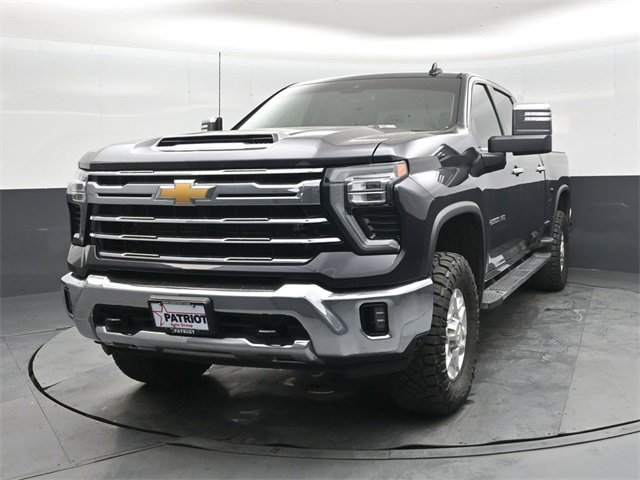 Used 2024 Chevrolet Silverado 2500 LTZ image 7