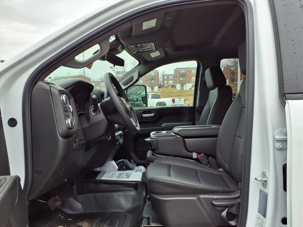 New 2026 GMC Sierra 3500 Pro w/ Convenience Package image 18