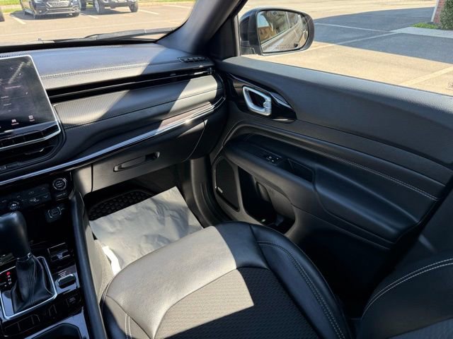 Used 2023 Jeep Compass Altitude w/ Sun and Sound Group image 37