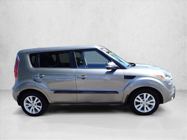 Used 2013 Kia Soul + FWD image 5