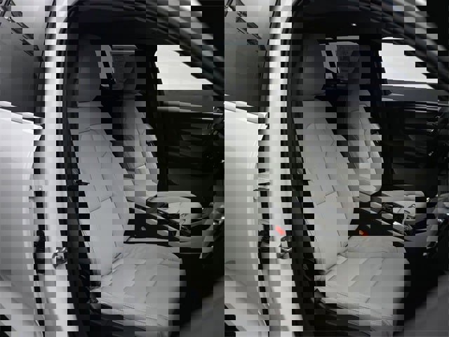 New 2025 Volvo XC40 B5 Plus w/ Protection Package Premier image 30