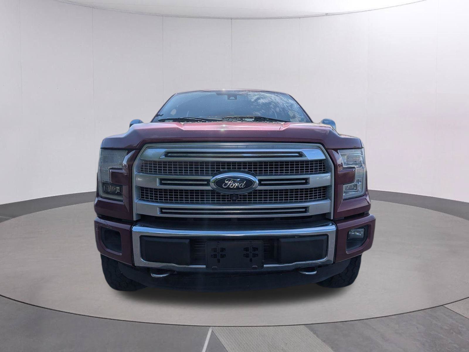 Used 2016 Ford F150 Platinum w/ Equipment Group 701A Luxury AWD/4WD image 8