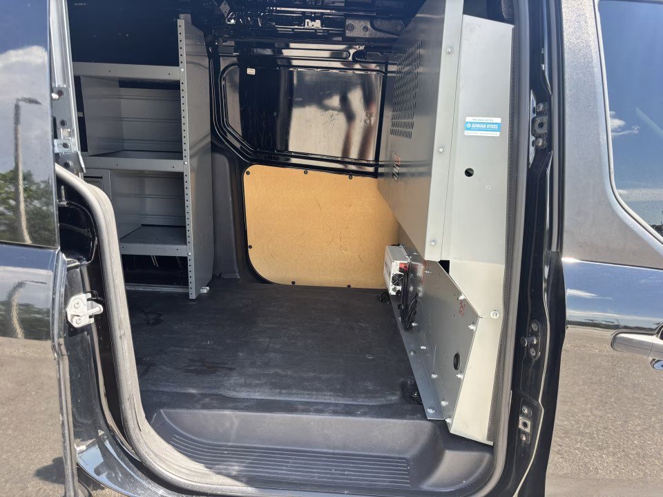 Used 2018 Ford Transit Connect XL FWD image 24