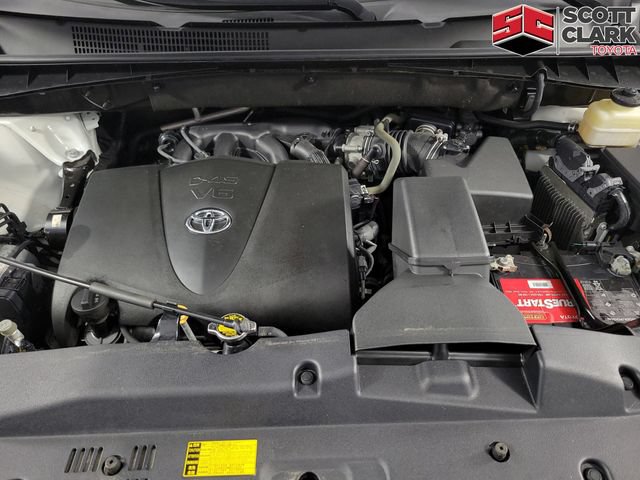 Used 2017 Toyota Highlander XLE AWD/4WD image 12